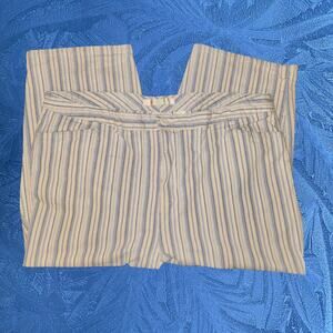 Bill Blass Stretch Capri Pants - Size 20